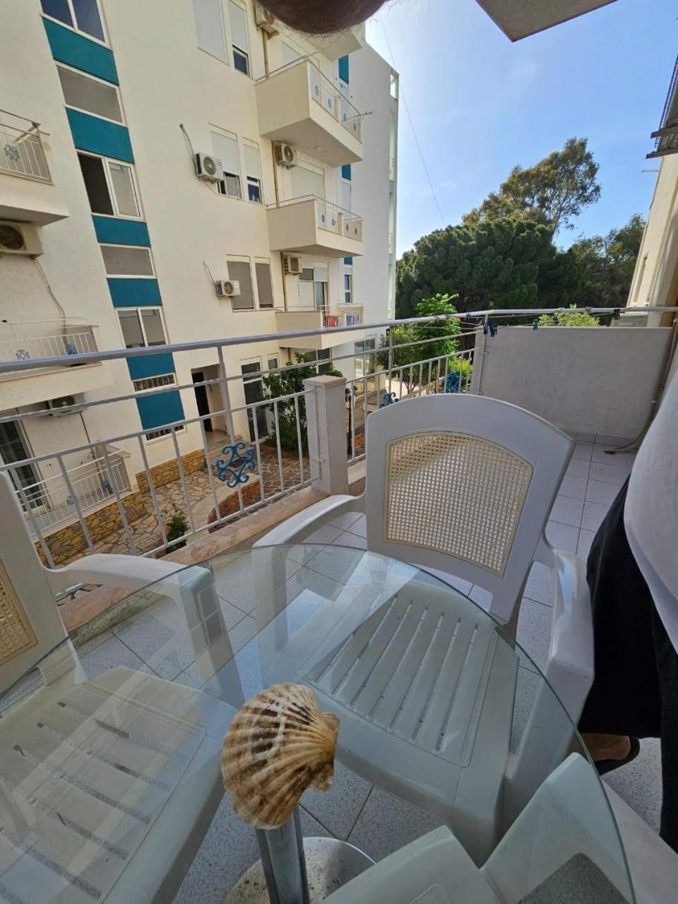 Redsun Apartment Vlore Exterior photo